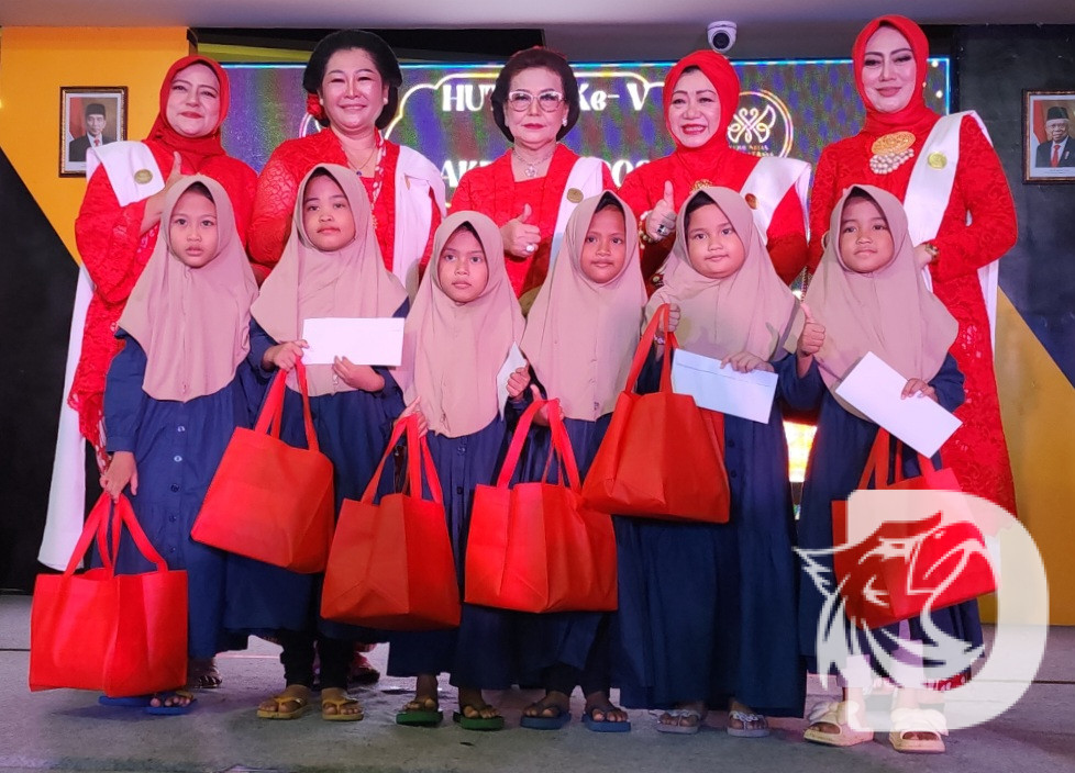 KKI Peringati Hari Kartini di HUT ke 5, Ajak Wanita Cinta Kebaya Budaya Indonesia