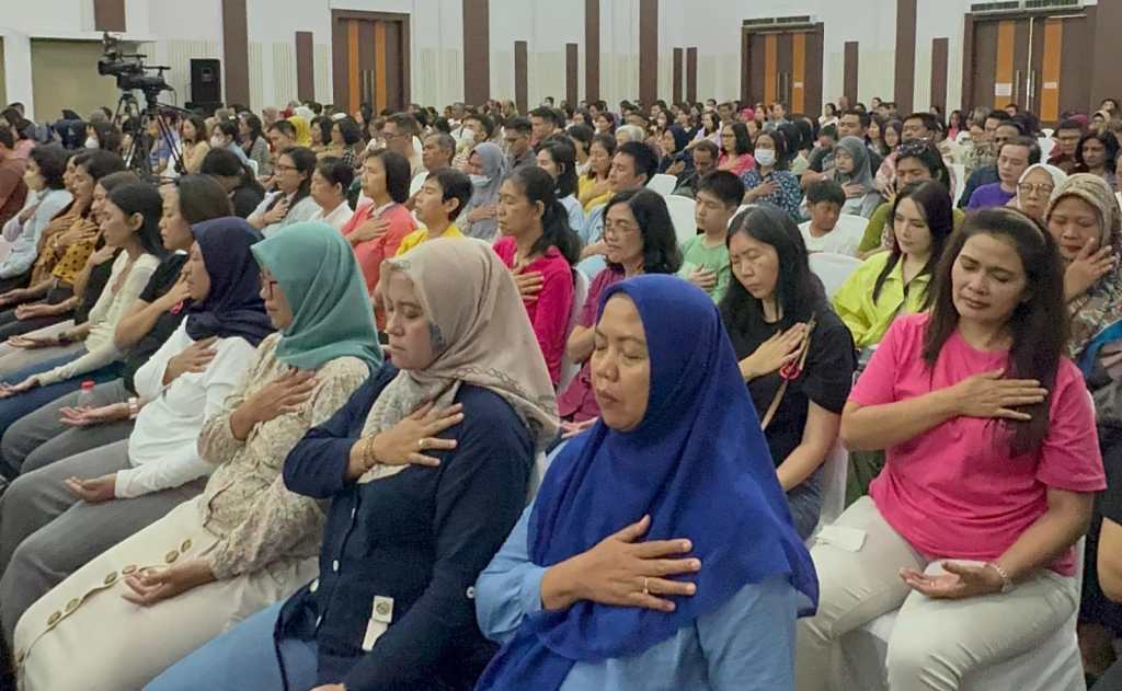 Bunda Arsaningsih dan dr Rastho Mahotama Bedah Karma Diikuti Ratusan&nbsp;Masyarakat