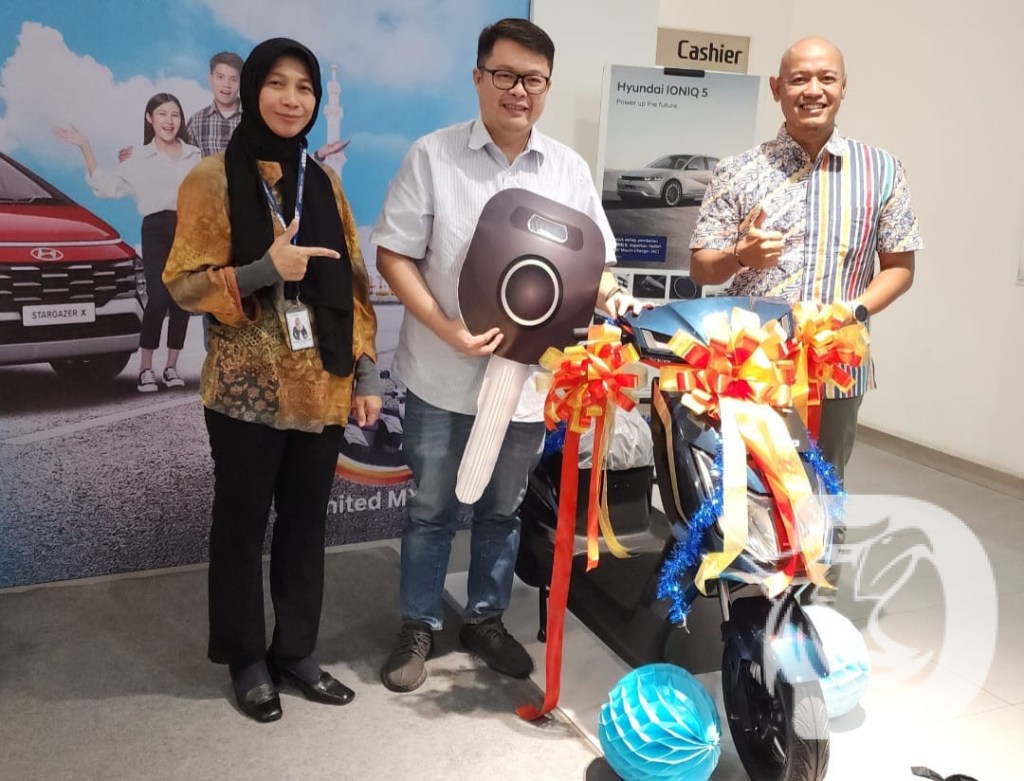 Hyundai Gowa Serahkan Hadiah Motor Listrik United MX 1200, Nikmati Layanan Gratis Cek 32&nbsp;Titik